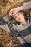 Lana Grossa PULLOVER Brigitte No. 2 - Stickmönster (DK)
