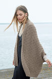 Lana Grossa CAPE-JACKA I FJÄRILSMÖNSTER Alta Moda Alpaca - Stickmönster (SE)
