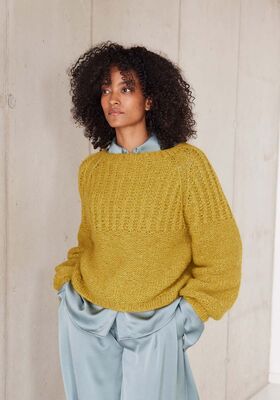 TOP-DOWN RAGLANSWEATER Alpaca Air II från Lana Grossa