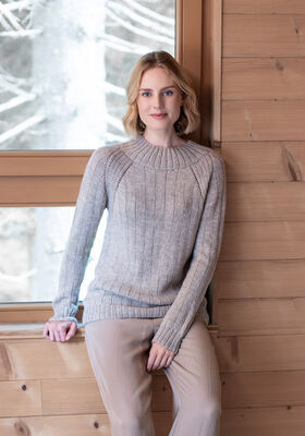TOP DOWN PULLOVER Natural Lama Fine från FILATI Studio