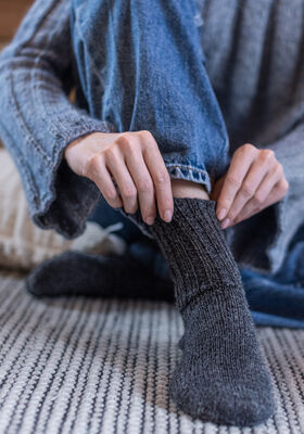 SOCKOR Meilenweit 100g Alpaca från FILATI Studio