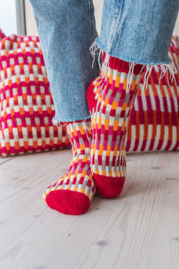 Lana Grossa LIVING No. 1 - Magasin (DE) + Strikkeopskrifter (SE)