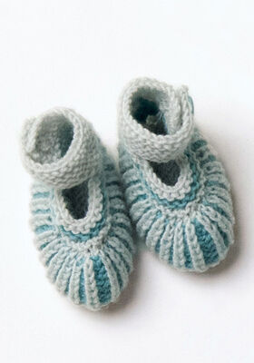 SKO Cool Wool Baby - Stickmönster (DK) från Lana Grossa