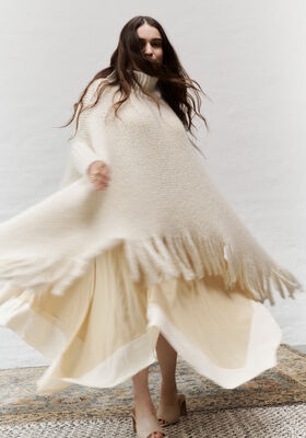 PONCHO Brigitte No. 2 & Brigitte No. 3 - Stickmönster (DK) från Lana Grossa