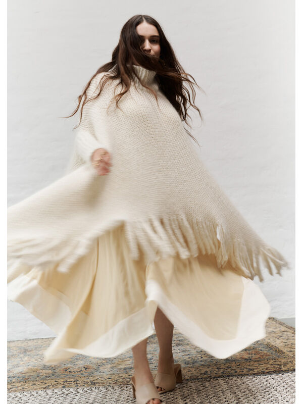 Lana Grossa PONCHO Brigitte No. 2 & Brigitte No. 3 - Stickmönster (DK)