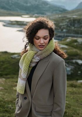 PATENTSJAL Gomitolo Gala från Lana Grossa