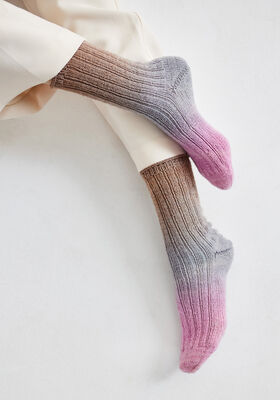 SOCKOR Meilenweit 50 g Merino hand-dyed - Stickmönster (SE) från Lana Grossa
