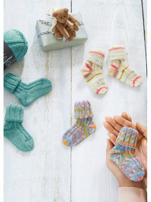 Lana Grossa BABYSOCKOR Meilenweit 50g - Stickmönster (SE)