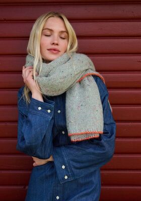 VIRKAD SJAL Natural Superkid Tweed & Silkhair - Virkmönster (SE) från Lana Grossa