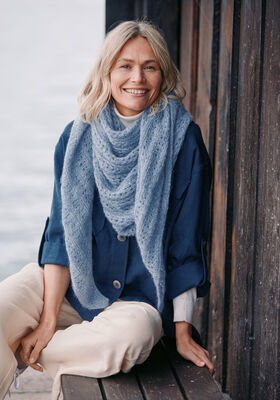 TREKANTSSJAL Cool Wool Lace & Silkhair - Stickmönster (SE) från Lana Grossa