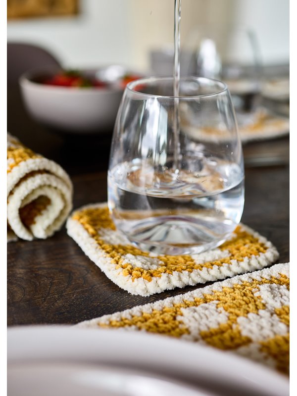 Lana Grossa FYRA GLASUNDERLÄGG I RUTMÖNSTER The Look Fine