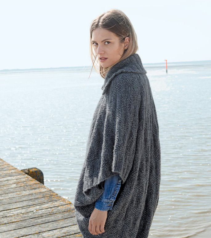 Lana Grossa JACKA I STRUKTURMÖNSTER Lala Berlin Shiny - Stickmönster (SE)