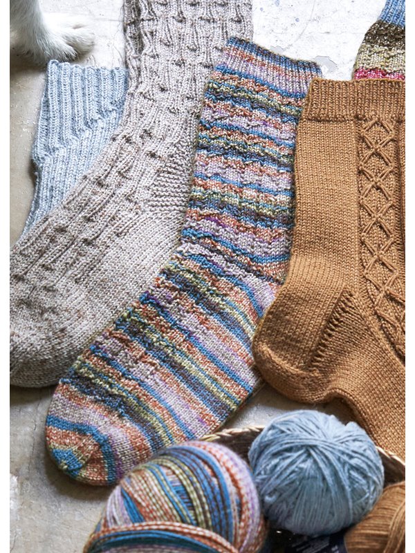 Lana Grossa SOCKOR Meilenweit 100g Yak Nature (About Berlin) - Stickmönster (SE)