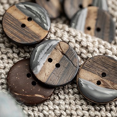 Knappar och tillbehör