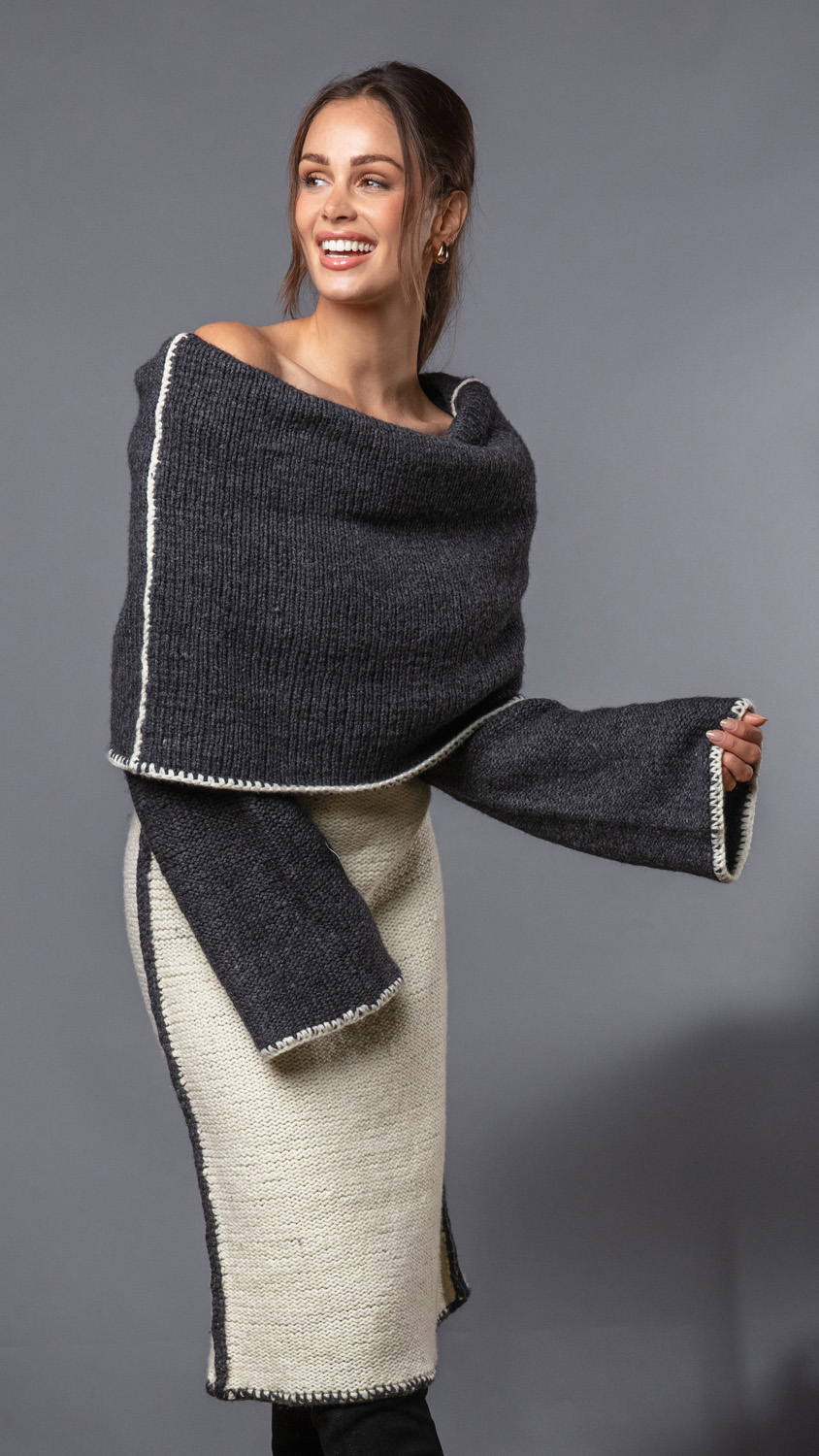 FILATI Studio VÄNDBAR KLÄNNING Alta Moda Cashmere 16 - Stickmönster (SE)